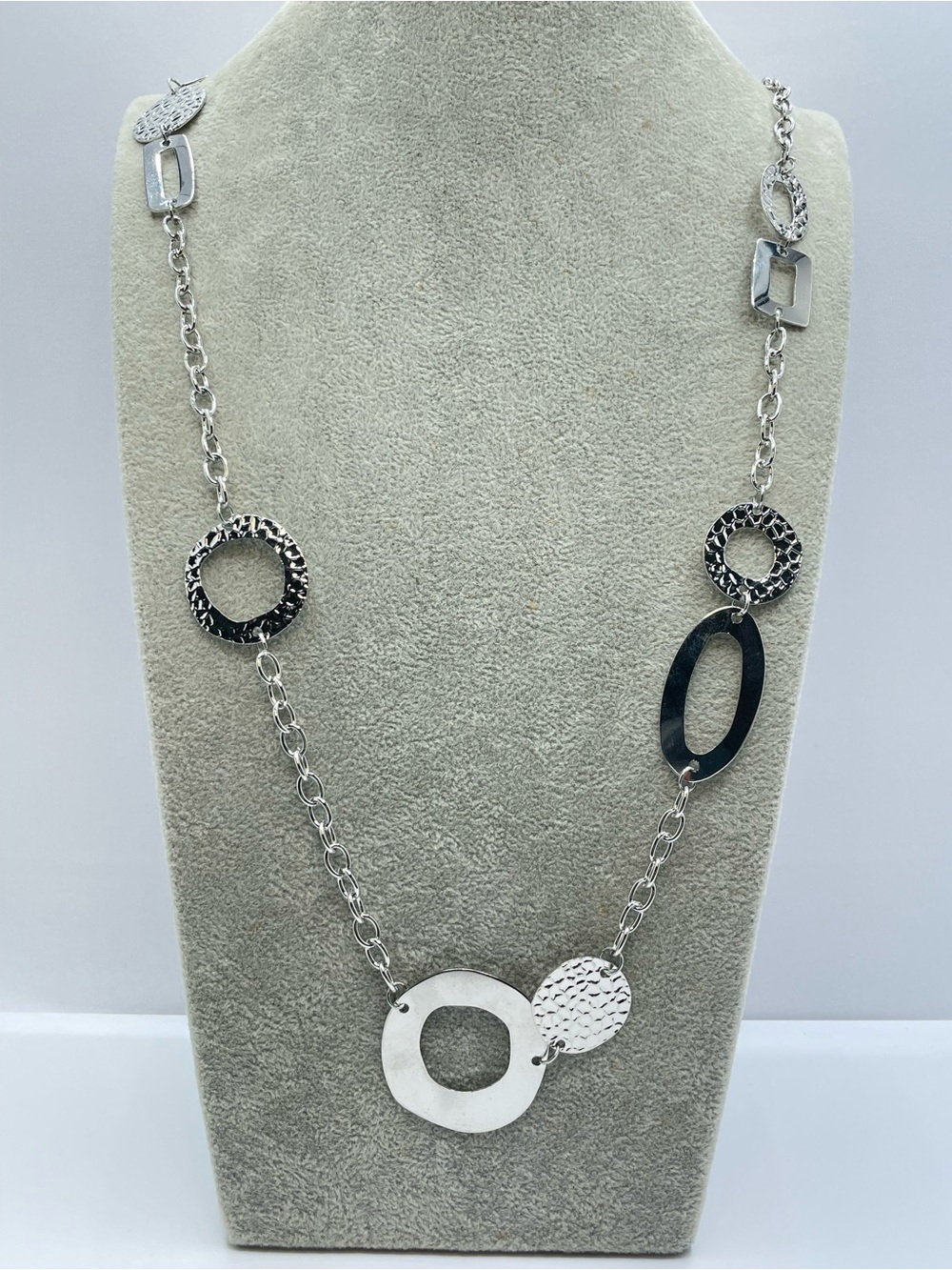 Silver Tone Geometric Link Necklace Long Modern Circle Statement